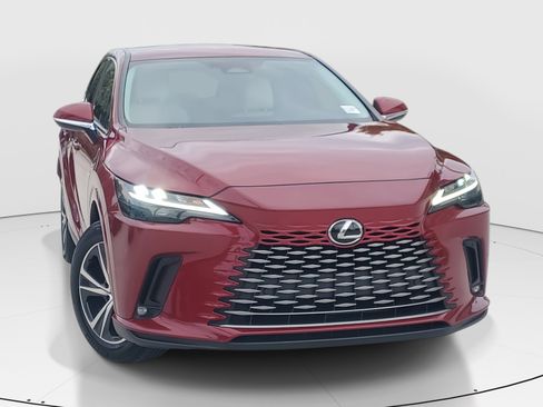 Used 2023 Lexus RX 350 FWD image 2