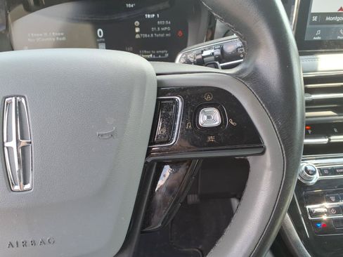 Used 2022 Lincoln Corsair Reserve w/ Towing Package AWD/4WD image 19