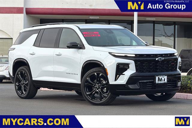New 2027 Chevrolet Traverse RS AWD/4WD image 1