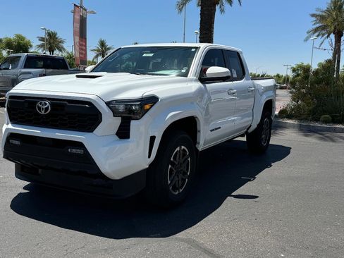 New 2026 Toyota Tacoma TRD Sport image 2