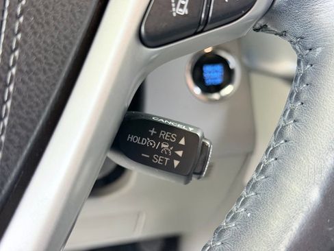 Used 2017 Toyota Highlander XLE AWD/4WD image 47