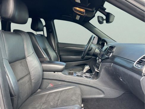 Certified 2020 Jeep Grand Cherokee Altitude image 31