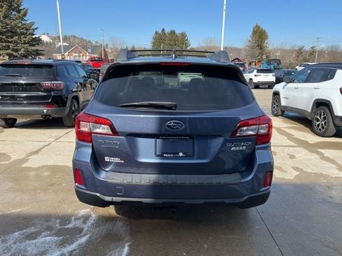 Used 2017 Subaru Outback 2.5i Limited image 5