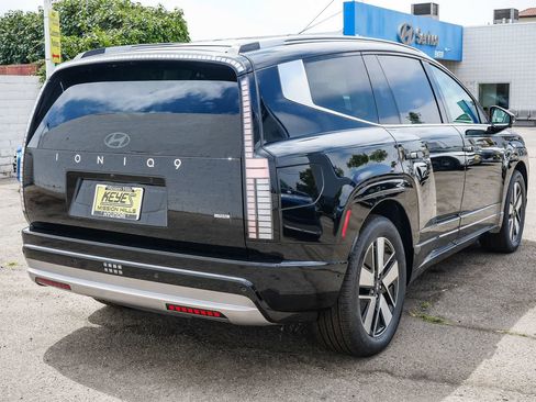 New 2026 Hyundai Ioniq 9 SEL image 4