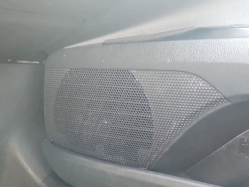 Used 2019 Toyota Camry SE image 29