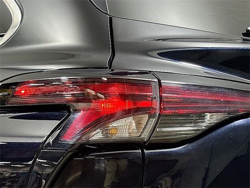 Used 2025 Toyota Sienna XLE image 35