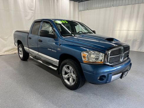 Used 2006 Dodge Ram 1500 Truck Laramie AWD/4WD image 3