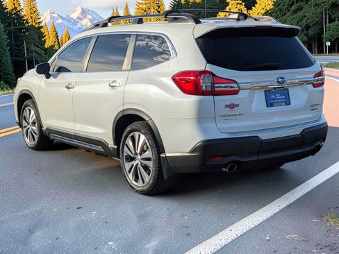 Used 2021 Subaru Ascent Touring AWD/4WD image 4