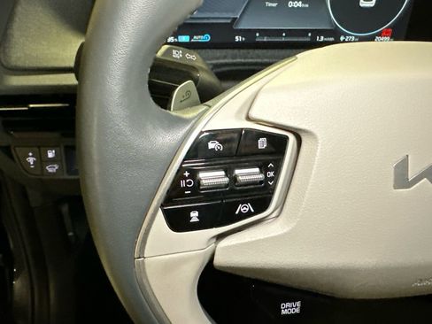 Certified 2023 Kia EV6 Wind w/ Wind Technology Package image 28