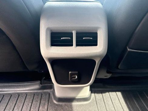 Used 2020 GMC Terrain SLE FWD image 24