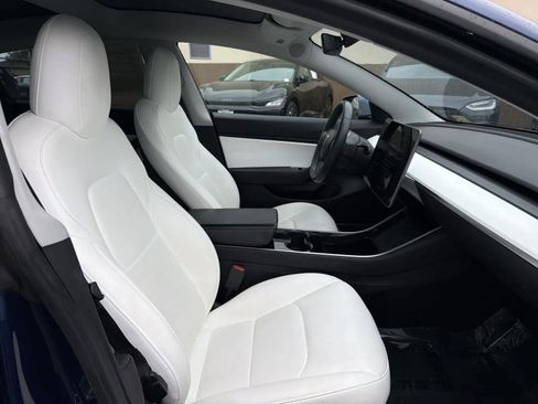 Used 2019 Tesla Model 3 Long Range image 34