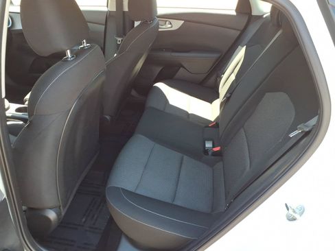 Used 2023 Kia Forte LXS FWD image 6