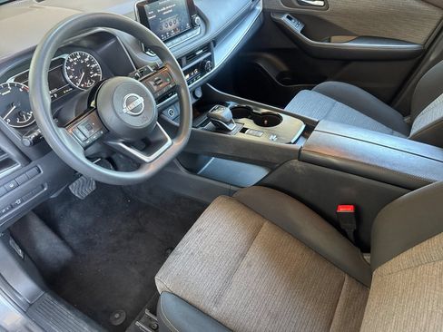 Used 2023 Nissan Rogue SV FWD image 10