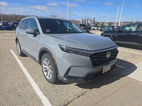 Used 2023 Honda CR-V EX image 2