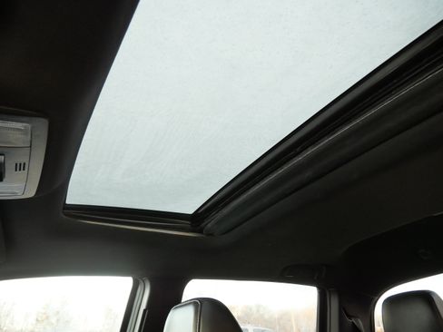 Certified 2018 Toyota Tacoma TRD Off-Road image 34