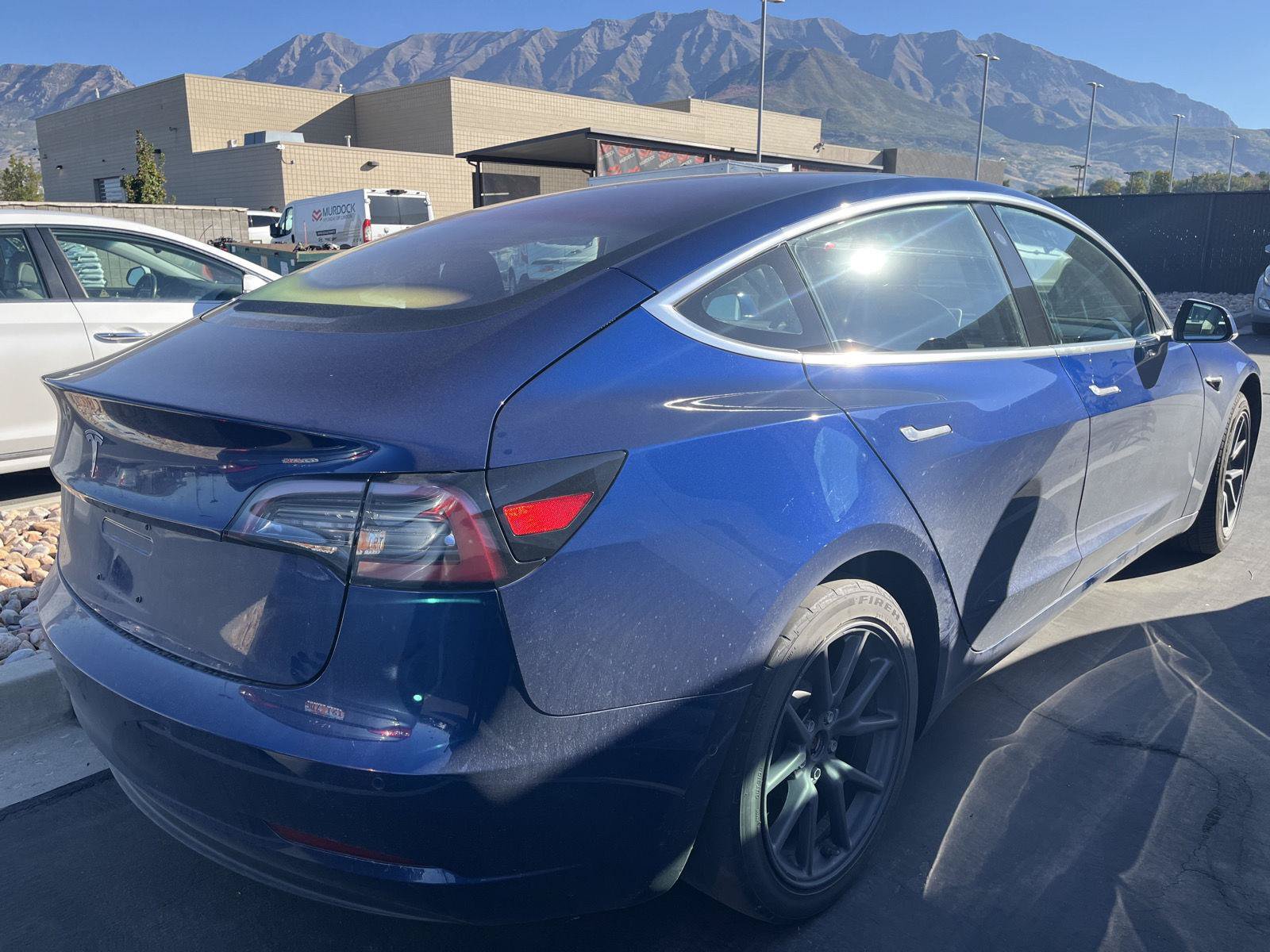 Used 2018 Tesla Model 3 Long Range RWD image 5