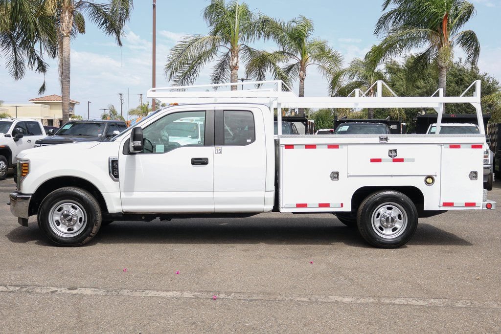 Used 2018 Ford F350 XL w/ Power Equipment Group RWD image 5