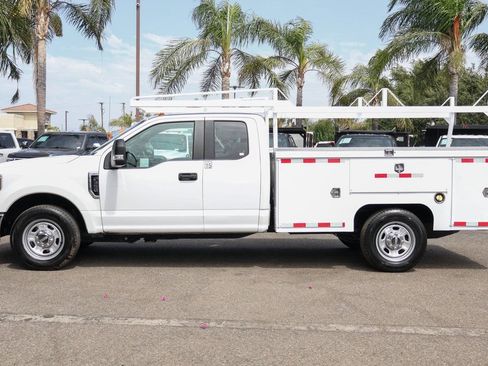 Used 2018 Ford F350 XL w/ Power Equipment Group RWD image 5