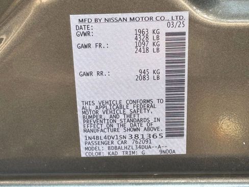 Used 2025 Nissan Altima 2.5 SV FWD image 10