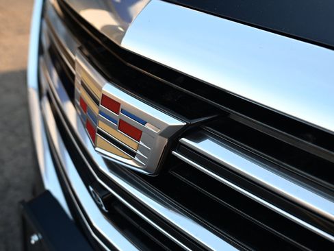 Used 2019 Cadillac XTS Luxury w/ Driver Awareness Package image 16