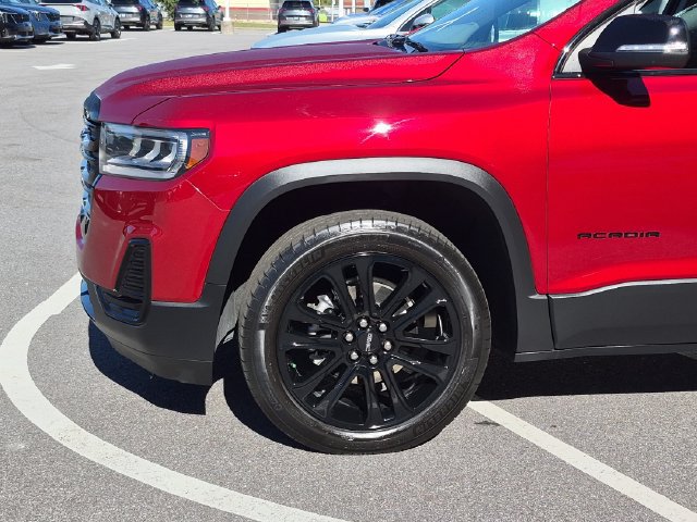 Used 2023 GMC Acadia SLE w/ Driver Convenience Package FWD image 9