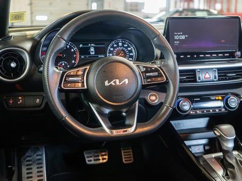 Used 2023 Kia Forte GT-Line image 14