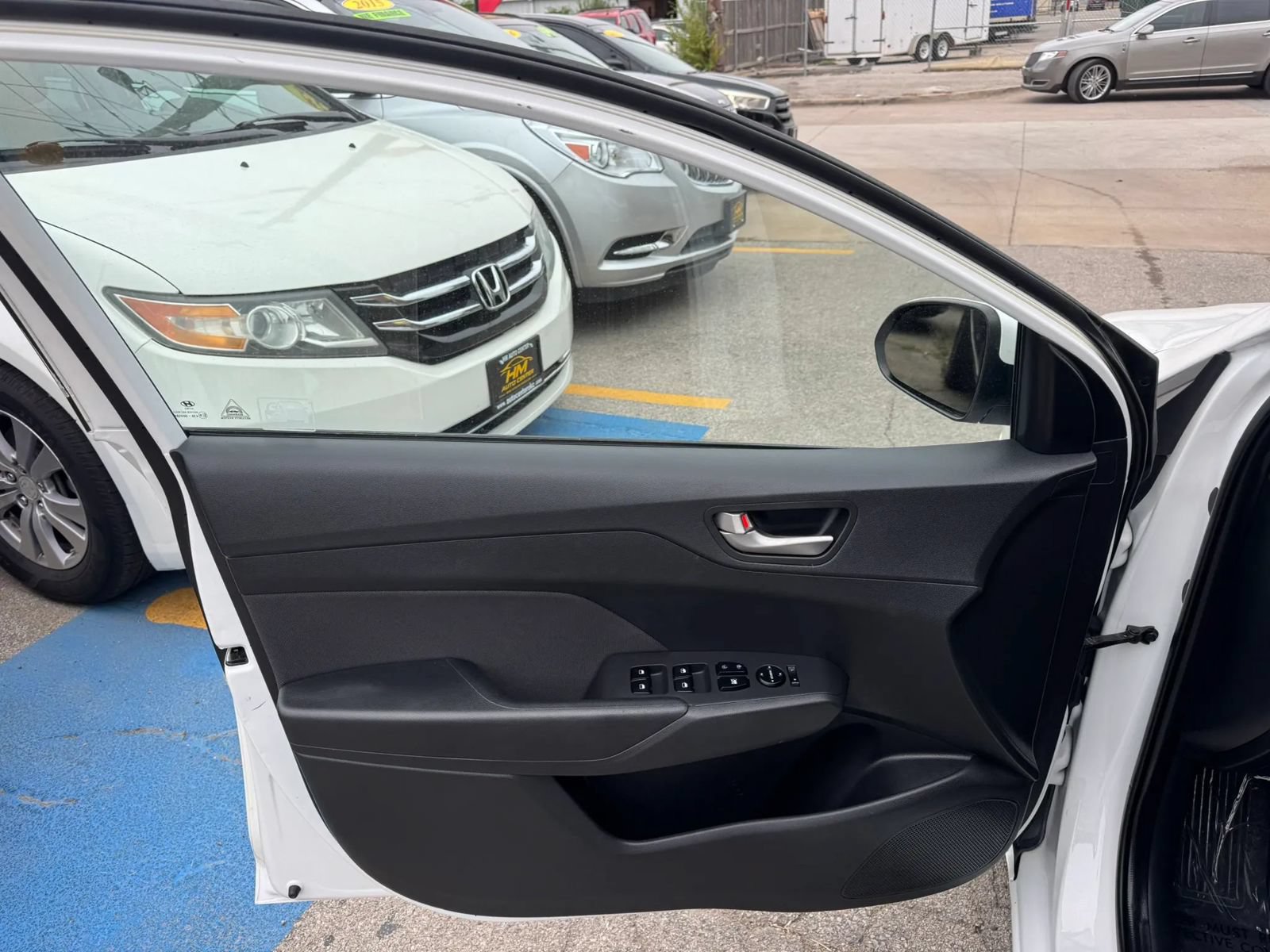 Used 2020 Hyundai Accent SE FWD image 7