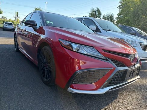 Used 2021 Toyota Camry XSE AWD/4WD image 3