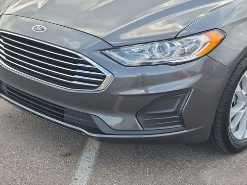Used 2020 Ford Fusion SE FWD image 10