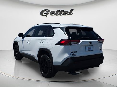 Used 2024 Toyota RAV4 XLE w/ Convenience Package FWD image 7