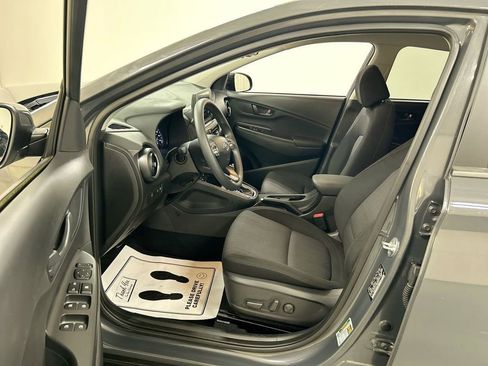 Used 2023 Hyundai Kona SEL w/ Cargo Package image 9