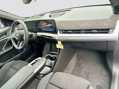 New 2026 BMW X2 M35i w/ Technology Package AWD/4WD image 31