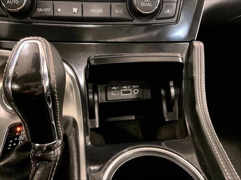 Used 2020 Nissan Maxima 3.5 SL w/ Floor Mat Group FWD image 16