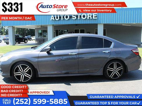 Used 2017 Honda Accord Sport image 9