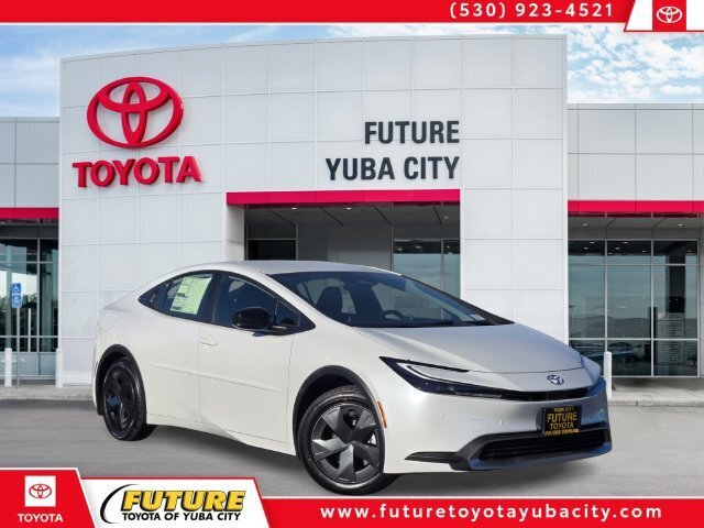 New 2027 Toyota Prius Plug-In Hybrid FWD image 1