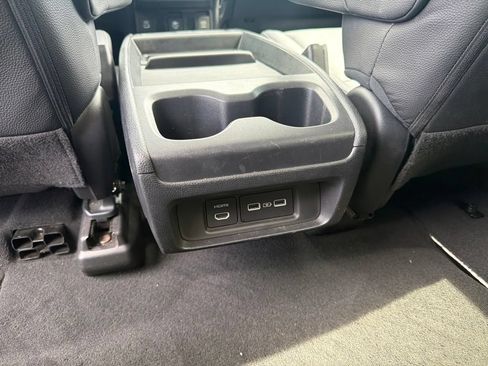 Certified 2024 Honda Odyssey Touring image 39