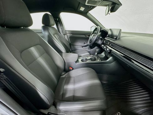 Used 2024 Honda Civic Sport image 29