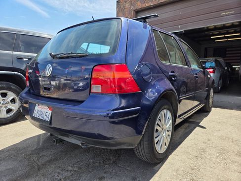 Used 2002 Volkswagen Golf GLS FWD image 4