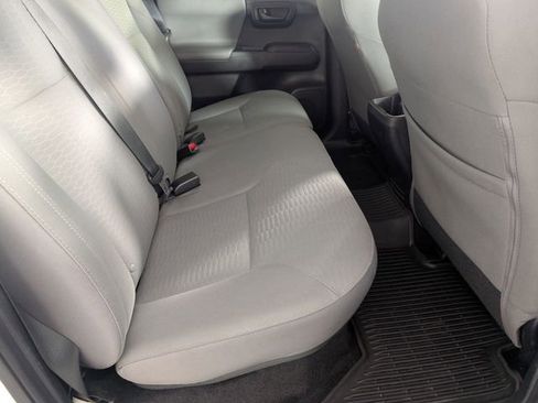 Used 2019 Toyota Tacoma SR w/ SR Convenience Package image 27