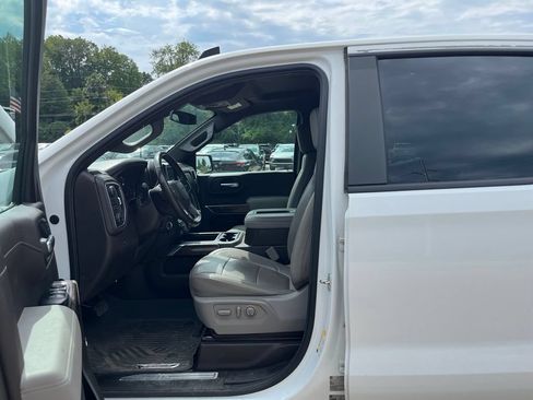Used 2020 Chevrolet Silverado 1500 LT Trail Boss AWD/4WD image 15