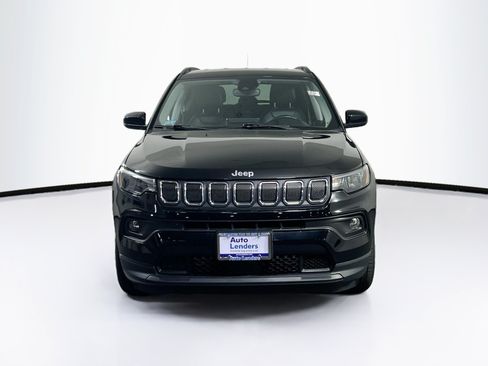 Used 2022 Jeep Compass Latitude w/ Convenience Group AWD/4WD image 2