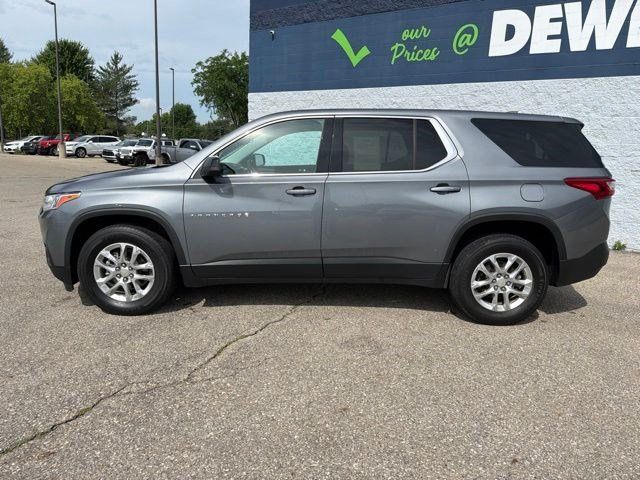 Used 2021 Chevrolet Traverse LS AWD/4WD image 2