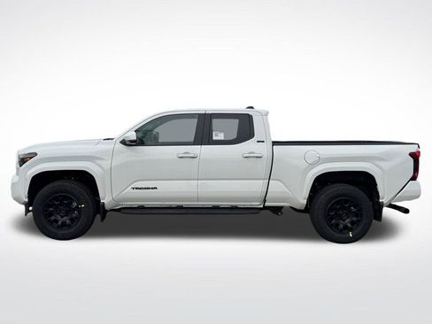 New 2026 Toyota Tacoma SR5 image 2