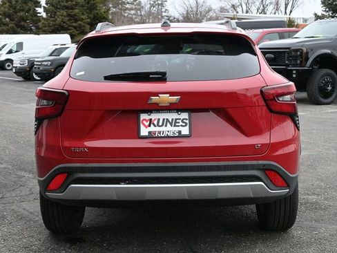 New 2026 Chevrolet Trax LT w/ Driver Confidence Package image 6