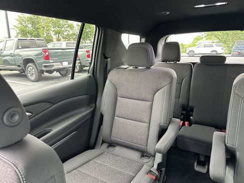 New 2026 Chevrolet Traverse LT FWD image 12