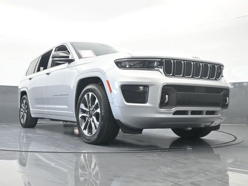 Used 2024 Jeep Grand Cherokee L Overland w/ Advanced Protech Group III image 75