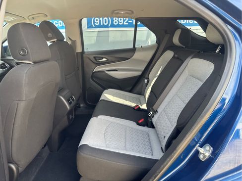 Used 2022 Chevrolet Equinox LT w/ Driver Convenience Package FWD image 34