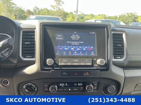 Used 2024 Nissan Frontier SV w/ SV Convenience Package AWD/4WD image 16