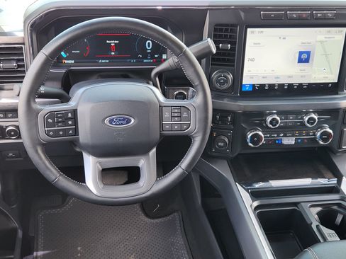 Used 2024 Ford F250 Lariat w/ Lariat Ultimate Package AWD/4WD image 27