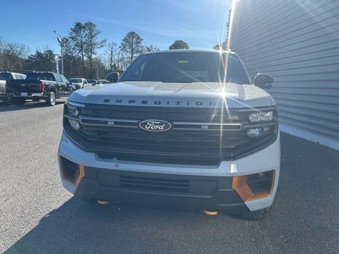 New 2025 Ford Expedition Tremor image 8